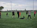 Laatste training S.K.N.W.K. JO11-1JM (partijtje tegen de ouders) van maandag 27 mei 2024 (44/137)